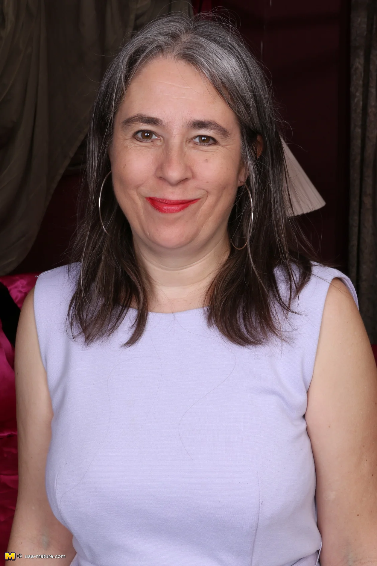 Hairy American mature lady getting nasty