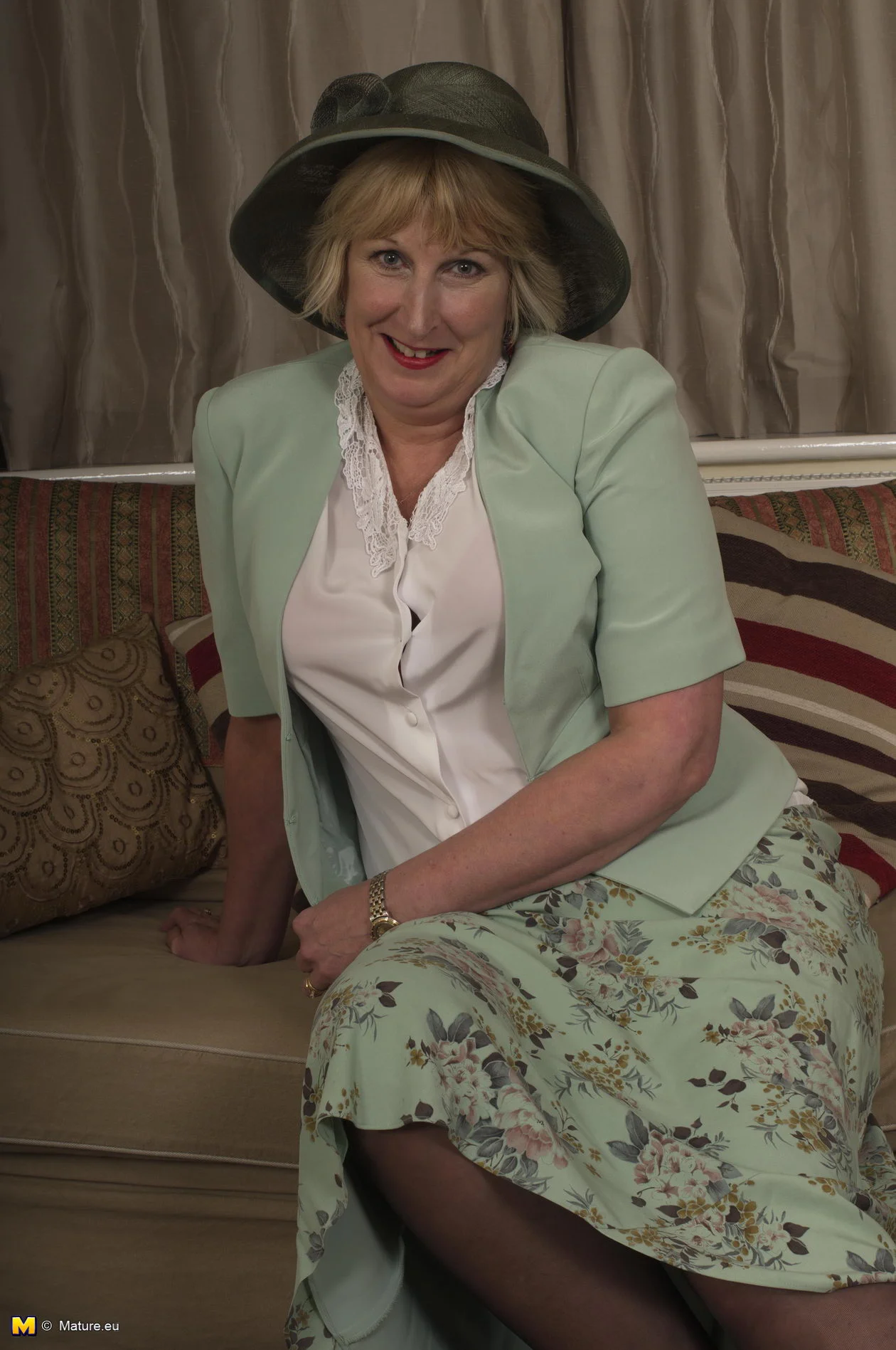 rosemary showing her british butt to all of us