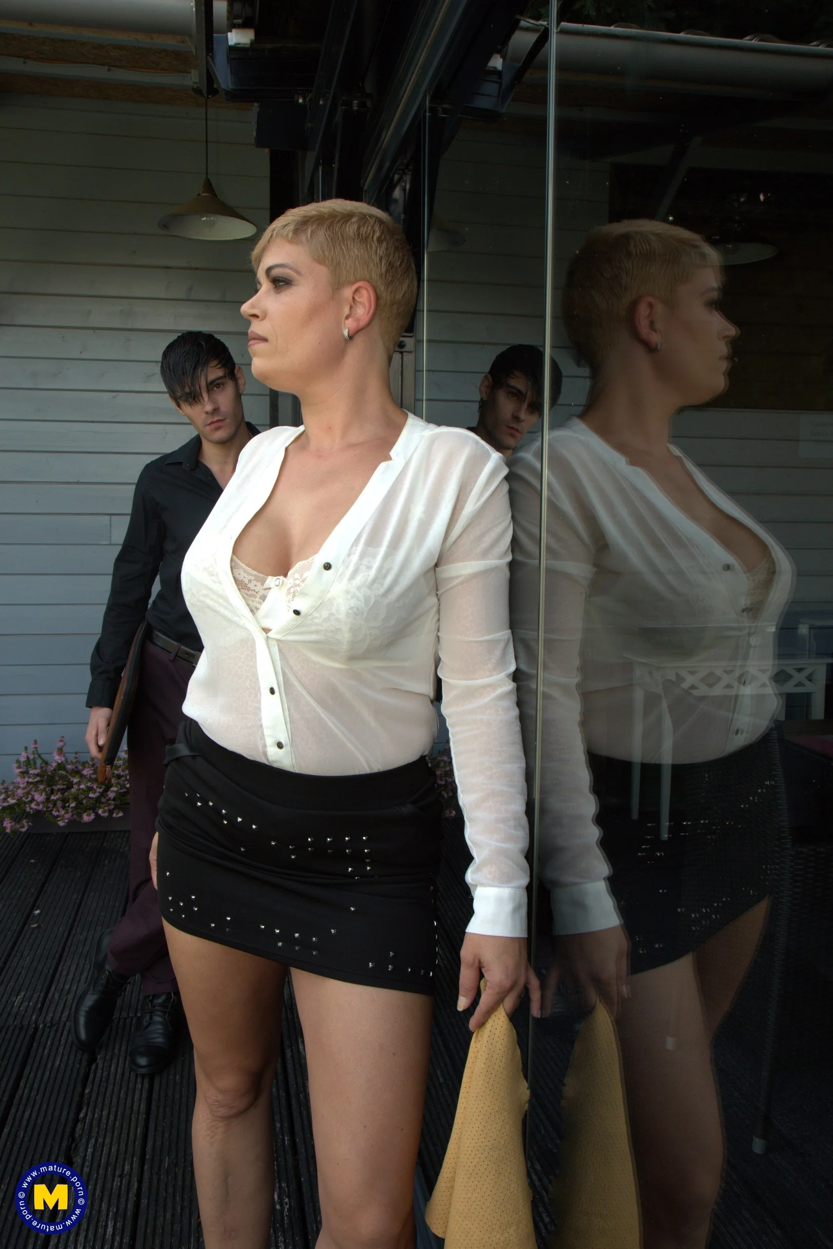 Naughty mature fucked  Valentina Babe loves to get up the ass by her toy boy