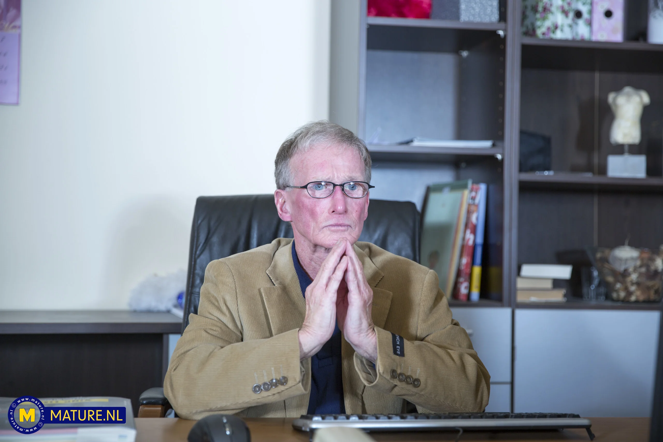 British 75 year old employer fucking hot blonde babe Luna Melba at the office