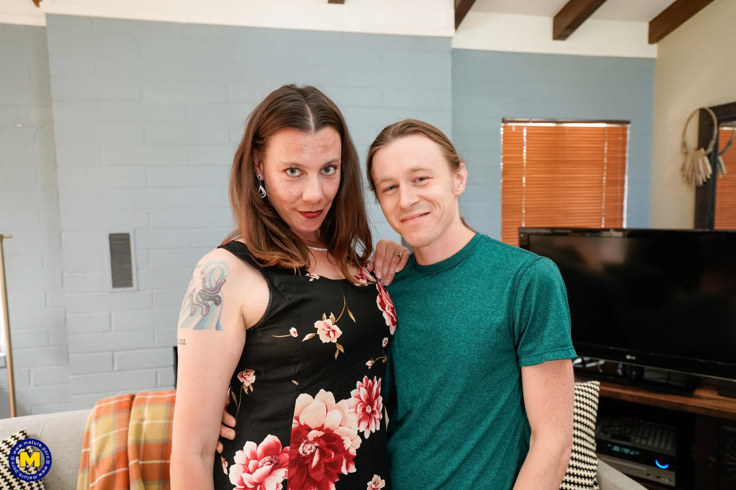 Mature Eileen loves fucking and sucking a big cock